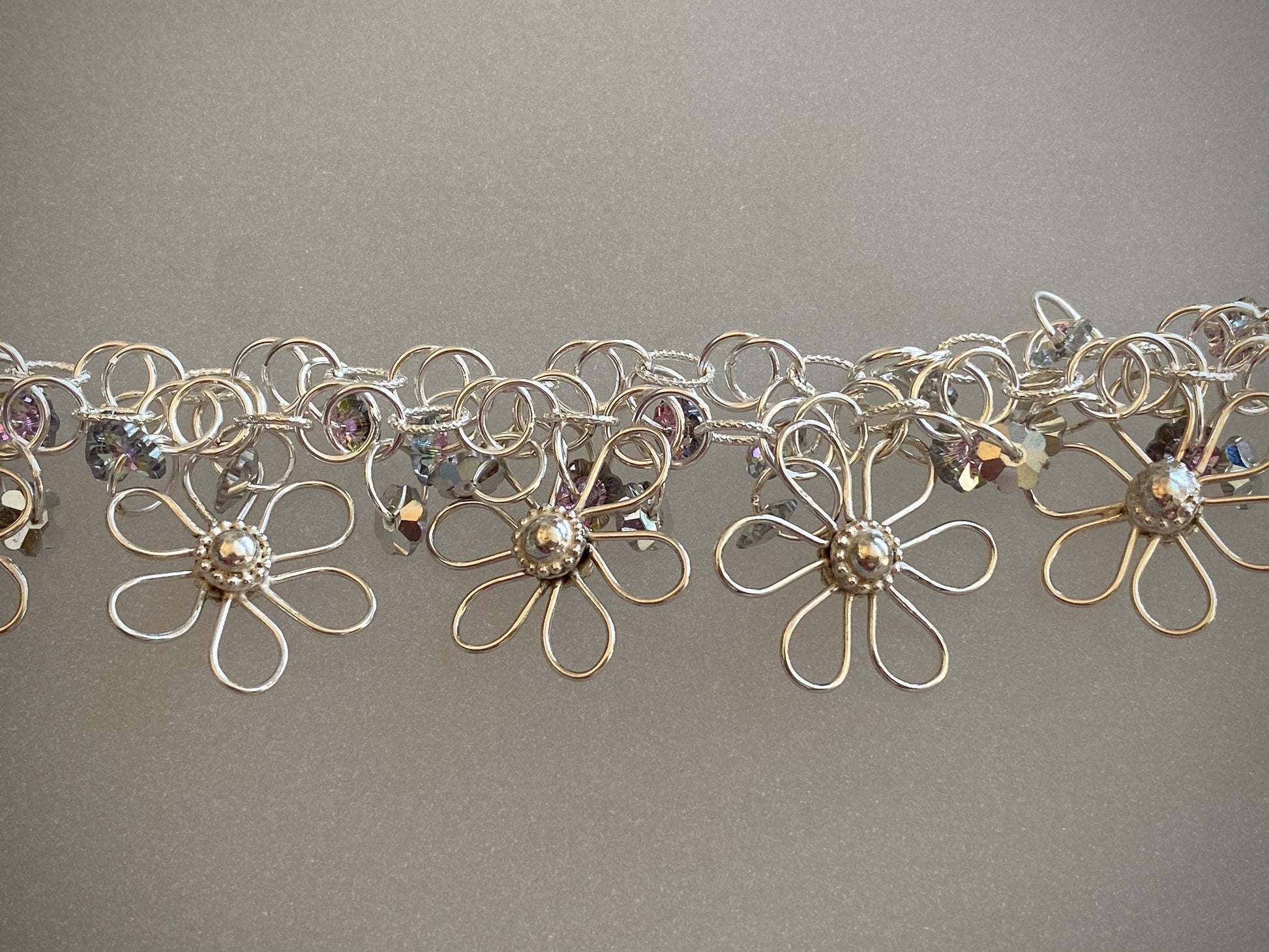 Closeup Handmade Link Chain & Flowers Arpaia Flora Chant Collection Bracelet