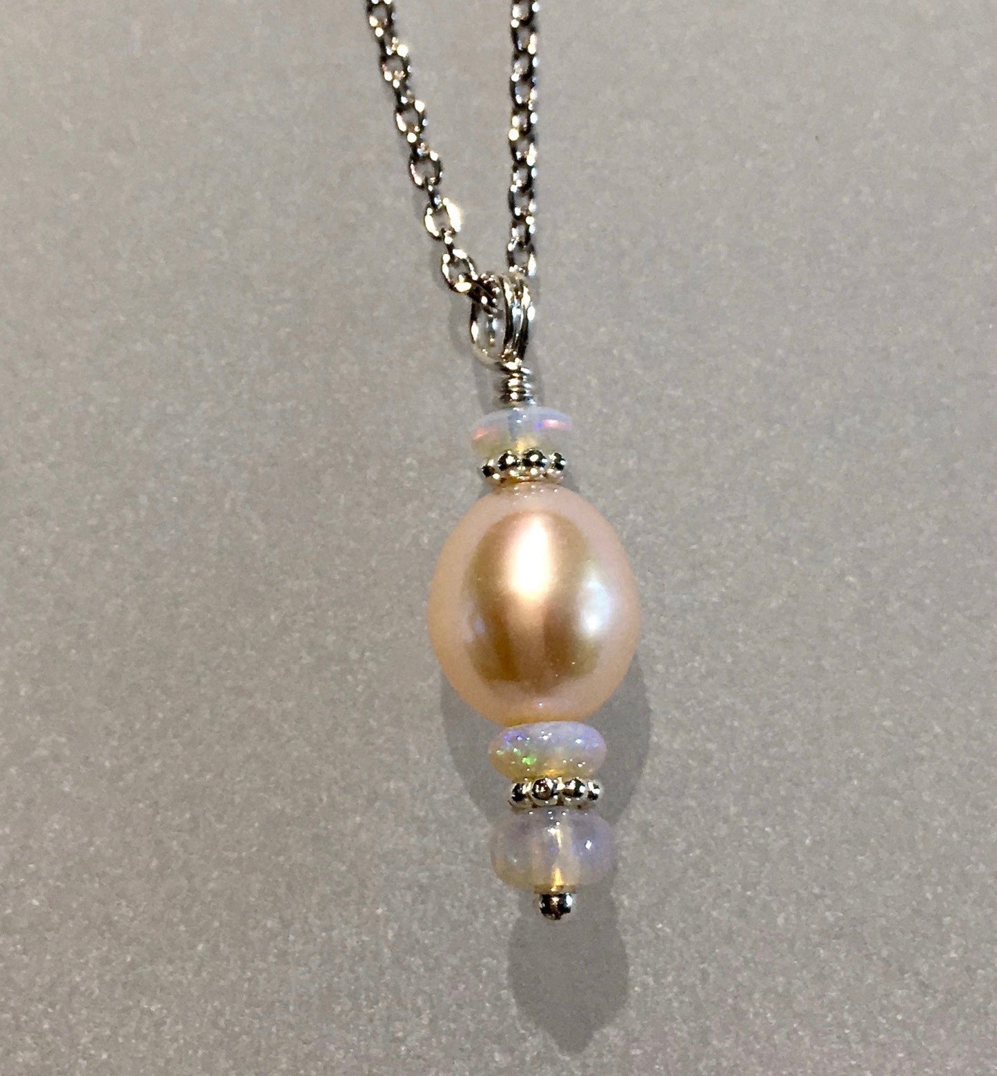 Peach Pearl Opal Pendant / Arpaia